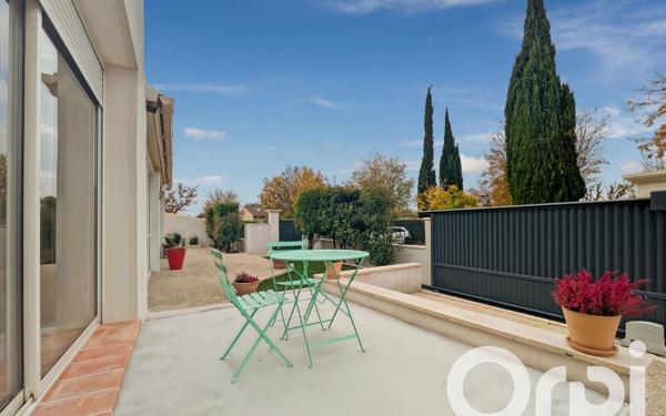 Maison à vendre    5 pièces •  Camaret-sur-Aigues