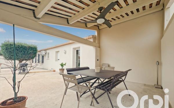Maison à vendre    5 pièces •  Camaret-sur-Aigues
