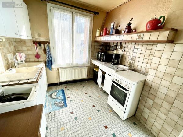 Maison à vendre à Saint-Chély-d'Apcher en Lozère (48200), ref : 48032-195