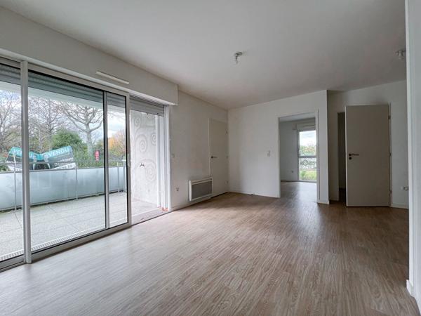 A VENDRE Angers 2 pièces de 43 m2- Terrasse- Parking en sous-sol