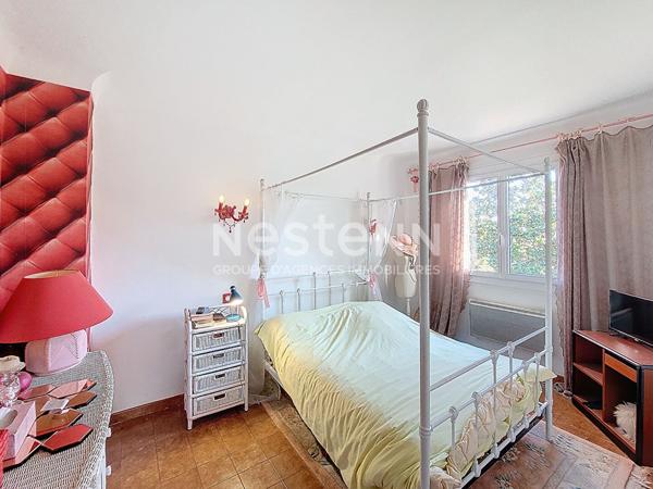 Maison indépendante de 210 m² avec T2 indépendant et piscine, sur 1500 m² de terrain