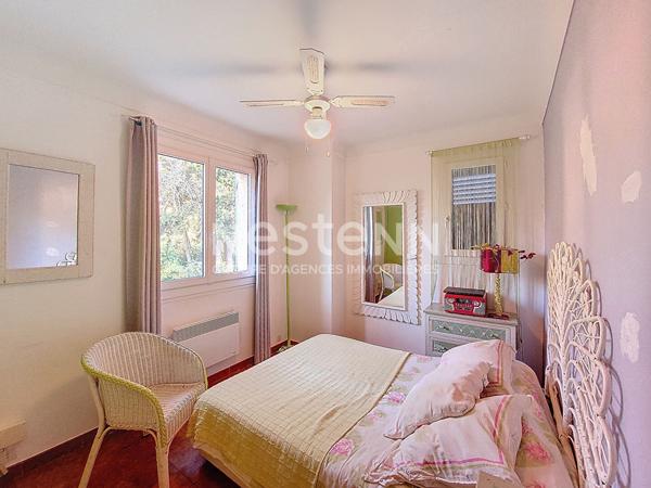 Maison indépendante de 210 m² avec T2 indépendant et piscine, sur 1500 m² de terrain