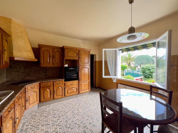 MAISON DE PLAIN-PIED AU CALME EN PLEIN CŒUR D’USTARITZ