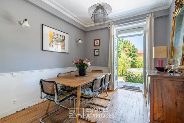 Maison de charme avec jardin arboré et piscine