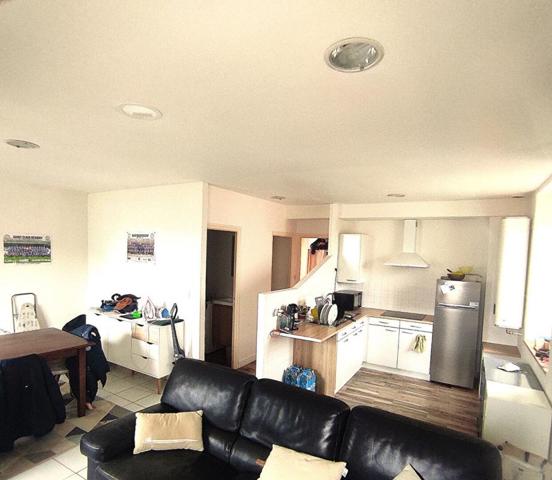 Immeuble 30 min de Vannes 15 min de Locminé 22 min de Pontivy