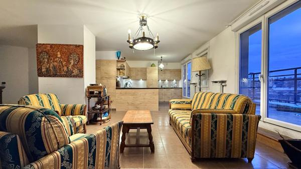 Appartement Corbeil Essonnes 3 pièce(s) 80 m2