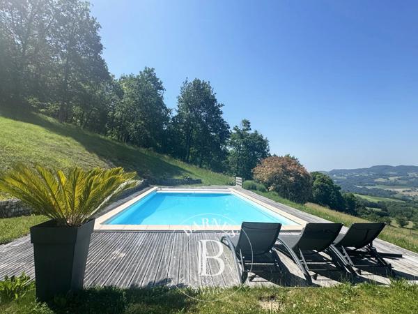 Chambéry, Propriété 4 Chambres -  208 m² à vendre