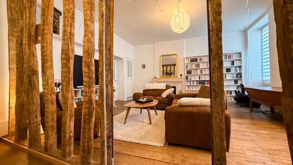 Maison de charme avec jardin centre ville de Poitiers - Un lieu de vie authentique et inspirant