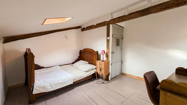 Maison de charme avec jardin centre ville de Poitiers - Un lieu de vie authentique et inspirant
