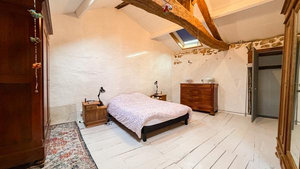 Maison de charme avec jardin centre ville de Poitiers - Un lieu de vie authentique et inspirant