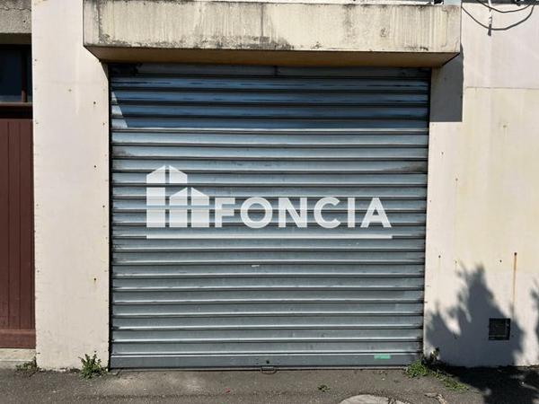 Location Local commercial 1 pièce 40 m² - 125 AVENUE HENRI BARBUSSE Agen 47000