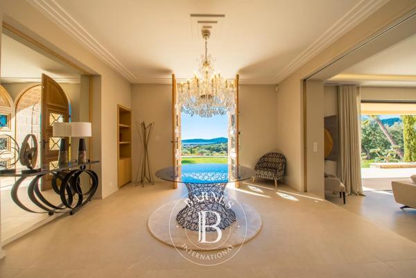 Sainte-Maxime, Propriété 8 Chambres -  550 m² à vendre