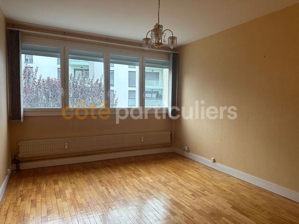 Vente Appartement56 m² - 2 Pièces - CHAMALIERES (63400)