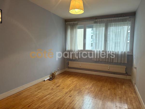 Vente Appartement56 m² - 2 Pièces - CHAMALIERES (63400)