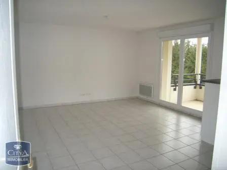 Appartement à louer 3 pièces 56.9m² Arras (62000)