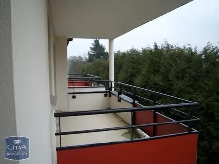 Appartement à louer 3 pièces 56.9m² Arras (62000)