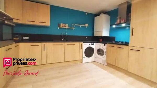 ROANNE   -    APPARTEMENT  T4 DUPLEX  AVEC TERRASSE