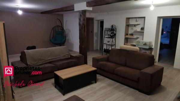 ROANNE   -    APPARTEMENT  T4 DUPLEX  AVEC TERRASSE