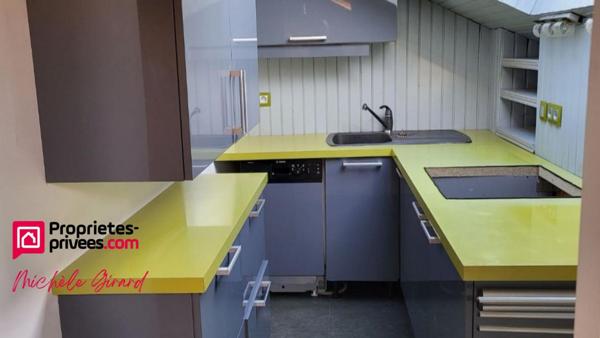 ROANNE   -    APPARTEMENT  T4 DUPLEX  AVEC TERRASSE