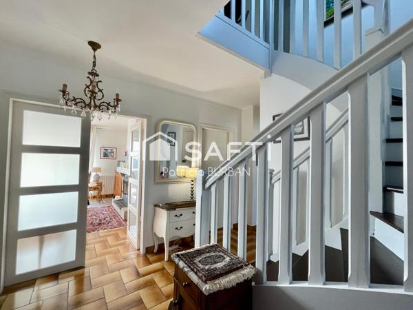 Maison 5 chambres 1000 m2 terrain à Questembert centre