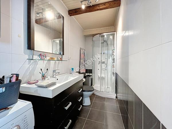 ANNECY (secteur CRAN GEVRIER) _ Spacieux appartement 2 pièces de 48,15 m² à vendre