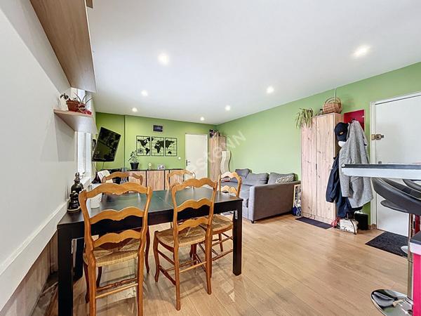 ANNECY (secteur CRAN GEVRIER) _ Spacieux appartement 2 pièces de 48,15 m² à vendre