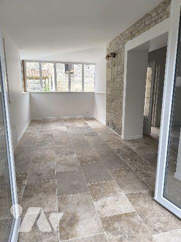 MAISON ENTIEREMENT RENOVEE DEPENDANCE JARDIN