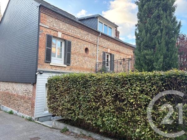 Immeuble à vendre  360 m 2   LILLEBONNE  - 76