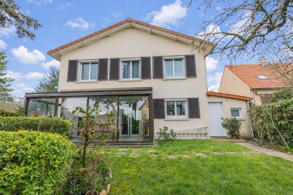 Maison 5 chambres quartier du Lac Verrières-le-Buisson, DPE C ,Proche RER B