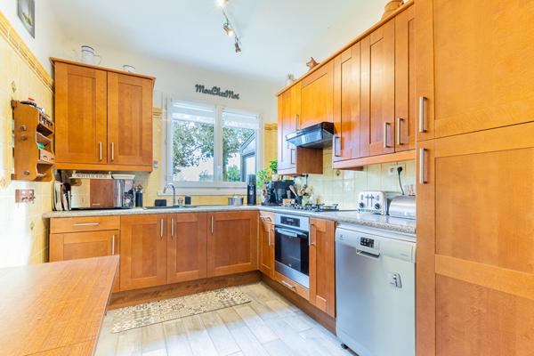 Maison 5 chambres quartier du Lac Verrières-le-Buisson, DPE C ,Proche RER B