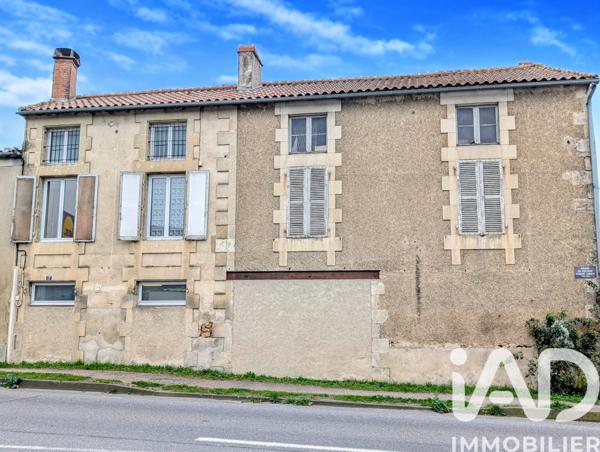 Maison à vendre 7 pièces 165 m² Lussac-les-Châteaux
