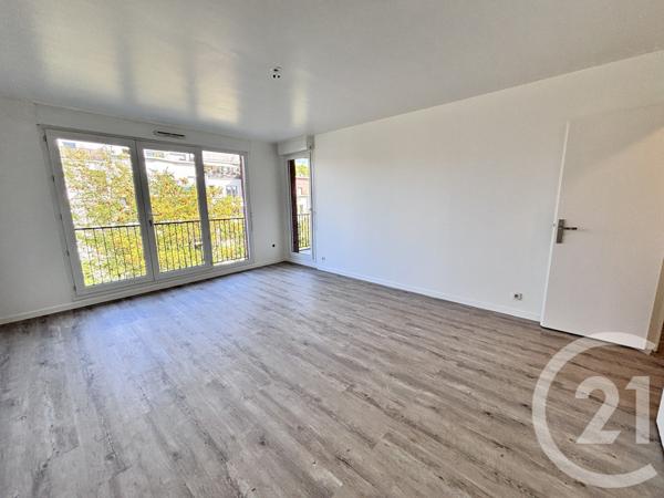 Appartement F4 à vendre  4 pièces - 81,92 m2 LA PLAINE ST DENIS - 93