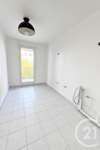 Appartement F4 à vendre  4 pièces - 81,92 m2 LA PLAINE ST DENIS - 93