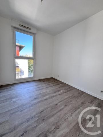 Appartement F4 à vendre  4 pièces - 81,92 m2 LA PLAINE ST DENIS - 93