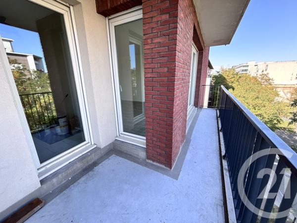 Appartement F4 à vendre  4 pièces - 81,92 m2 LA PLAINE ST DENIS - 93