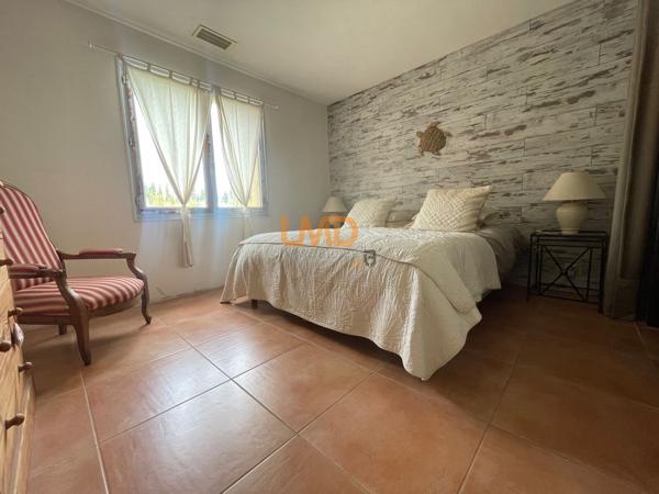 Propriété 4 pièces 160 m2 avec Piscine