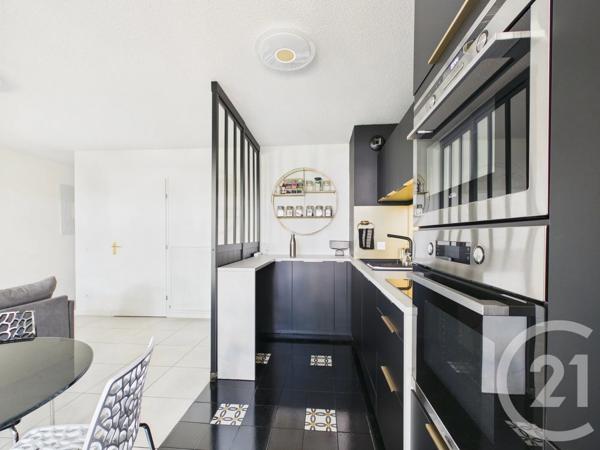 Appartement à vendre  3 pièces - 63,63 m 2   VILLENAVE D ORNON  - 33