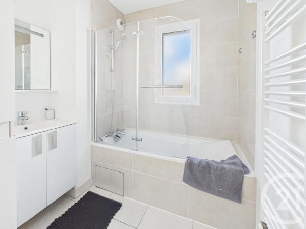 Appartement à vendre  3 pièces - 63,63 m 2   VILLENAVE D ORNON  - 33