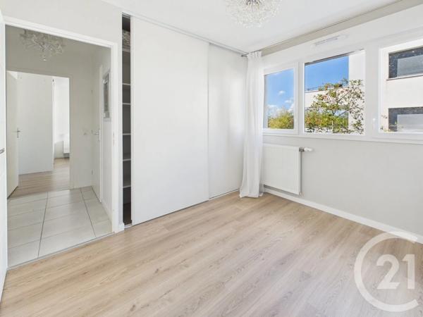 Appartement à vendre  3 pièces - 63,63 m 2   VILLENAVE D ORNON  - 33