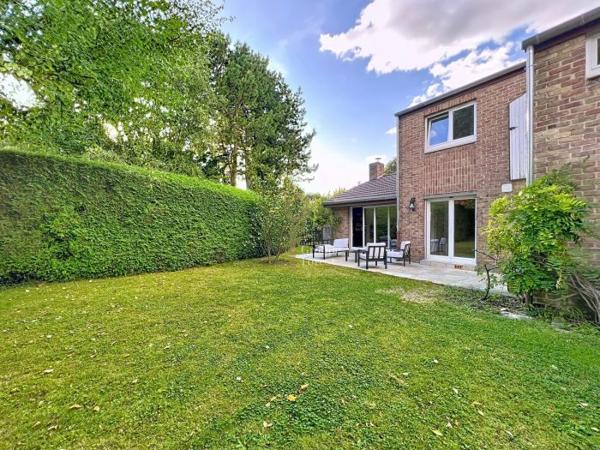 Maison mitoyenne 1 côté Villeneuve-d'Ascq 105.83 m²