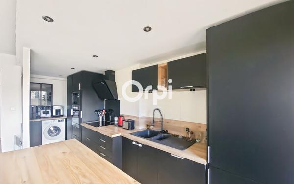 Appartement à vendre    3 pièces • 80,06 m2 La Ciotat