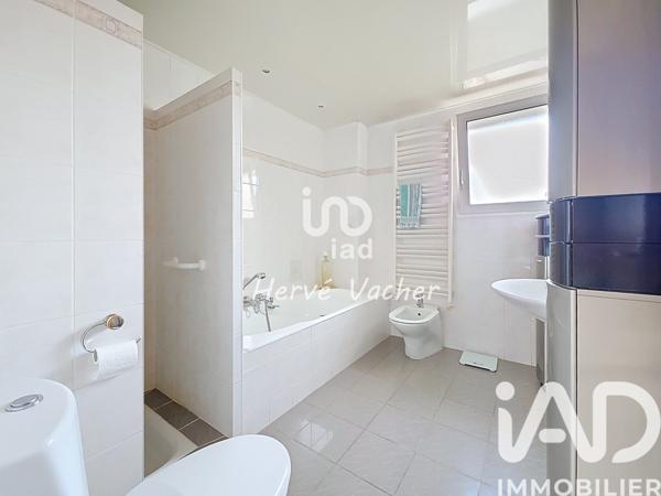 Maison à vendre 6 pièces 183 m² Bourg-en-Bresse