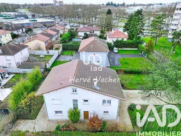 Maison à vendre 6 pièces 183 m² Bourg-en-Bresse