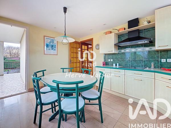 Maison à vendre 6 pièces 183 m² Bourg-en-Bresse