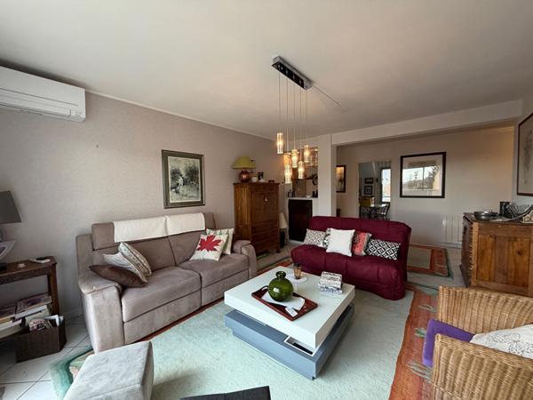 Appartement - 2 pièces - 73 m²