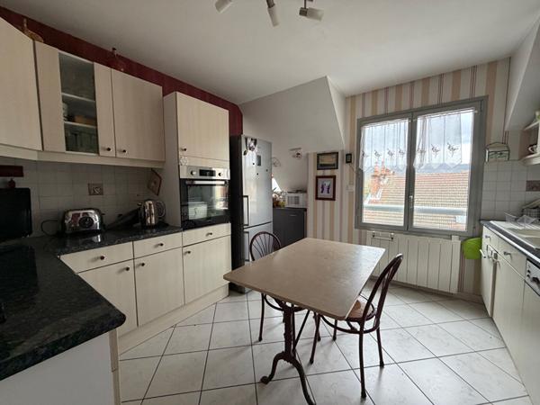 Appartement - 2 pièces - 73 m²