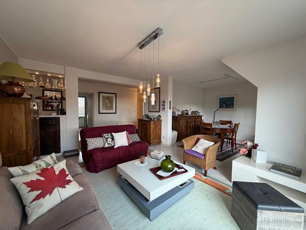 Appartement - 2 pièces - 73 m²