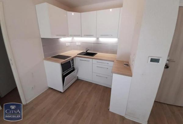 Appartement à louer 2 pièces 41.8m² Longvic (21600)