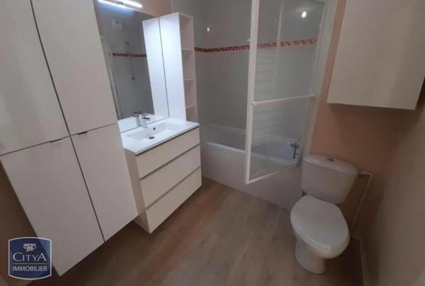 Appartement à louer 2 pièces 41.8m² Longvic (21600)