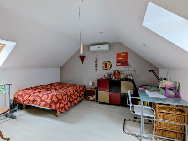 Jolie maison sur demi-niveau au calme au coeur de Sébazac